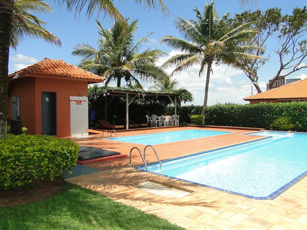 Hotel Pousada Vale do Sol em Pompéia Extérieur photo