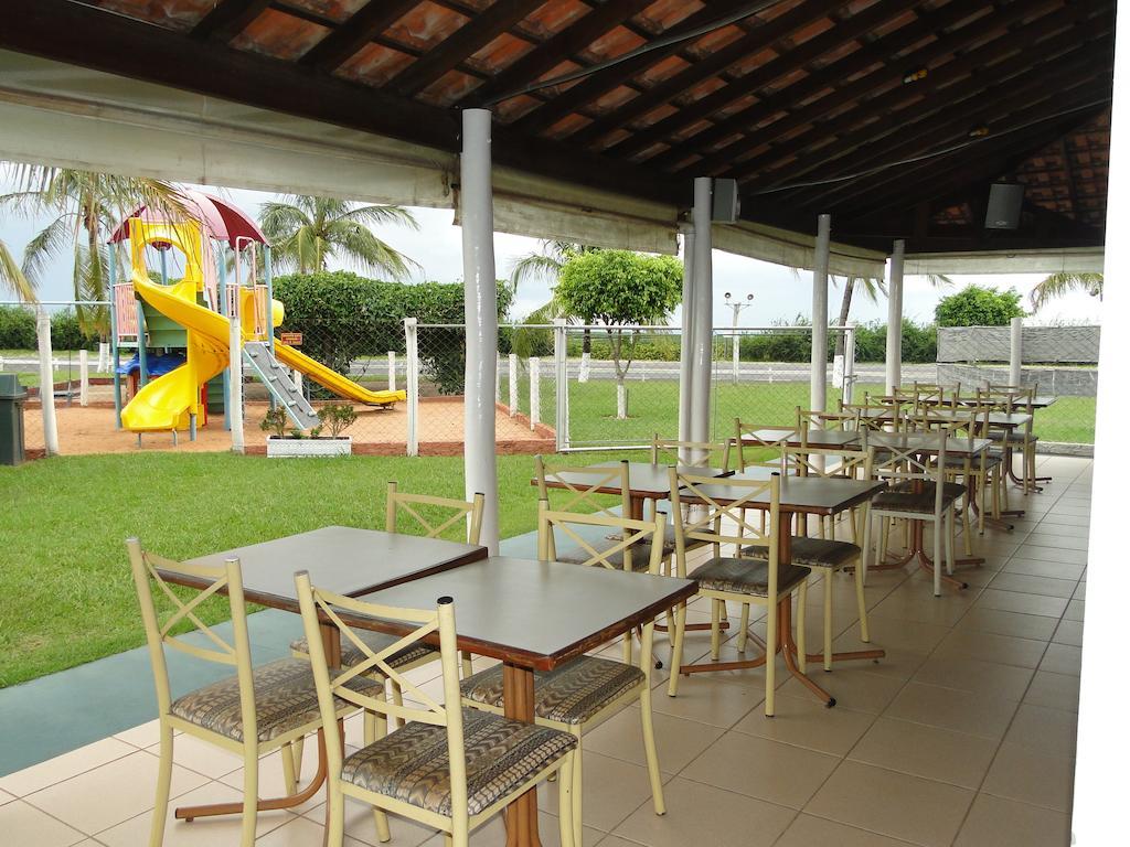 Hotel Pousada Vale do Sol em Pompéia Extérieur photo