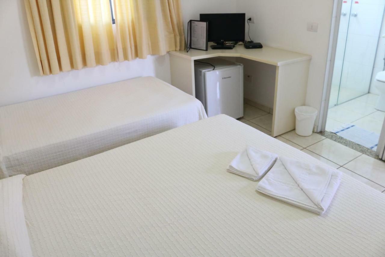 Hotel Pousada Vale do Sol em Pompéia Extérieur photo